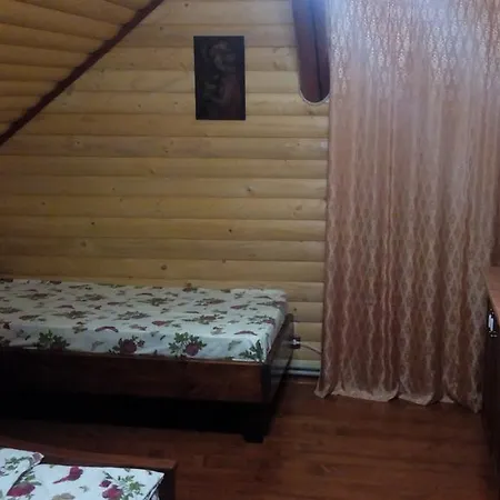 Gostynniy Dvir Izki